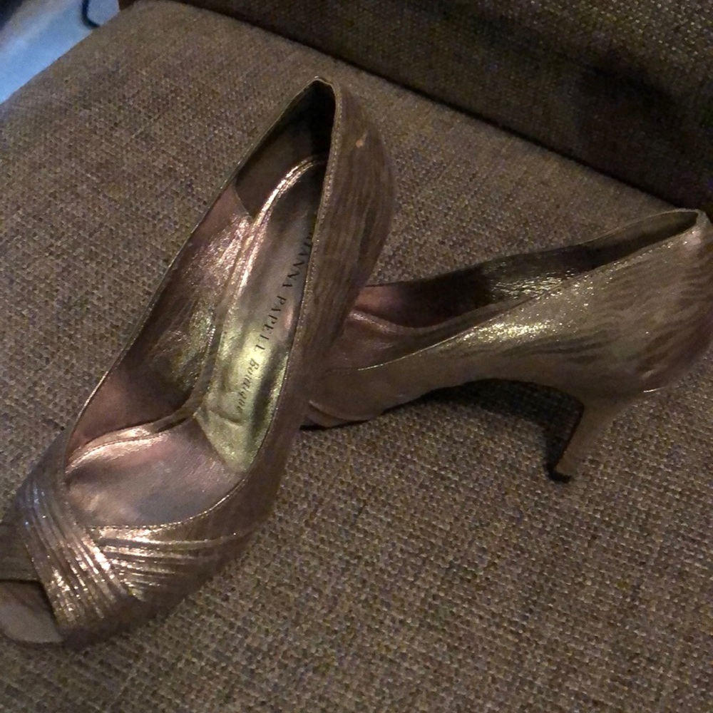 Adrianna Papell Pumps